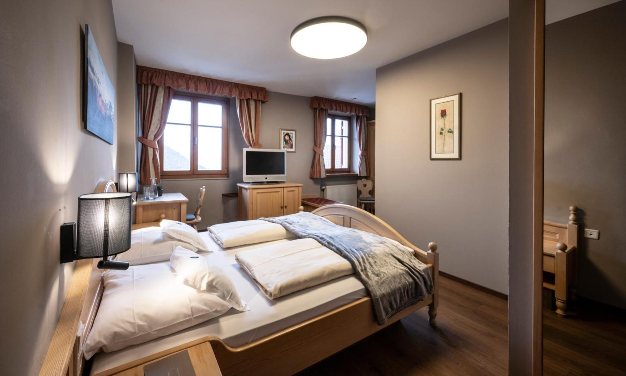 Hotel Zum Turm Castelrotto Kültér fotó