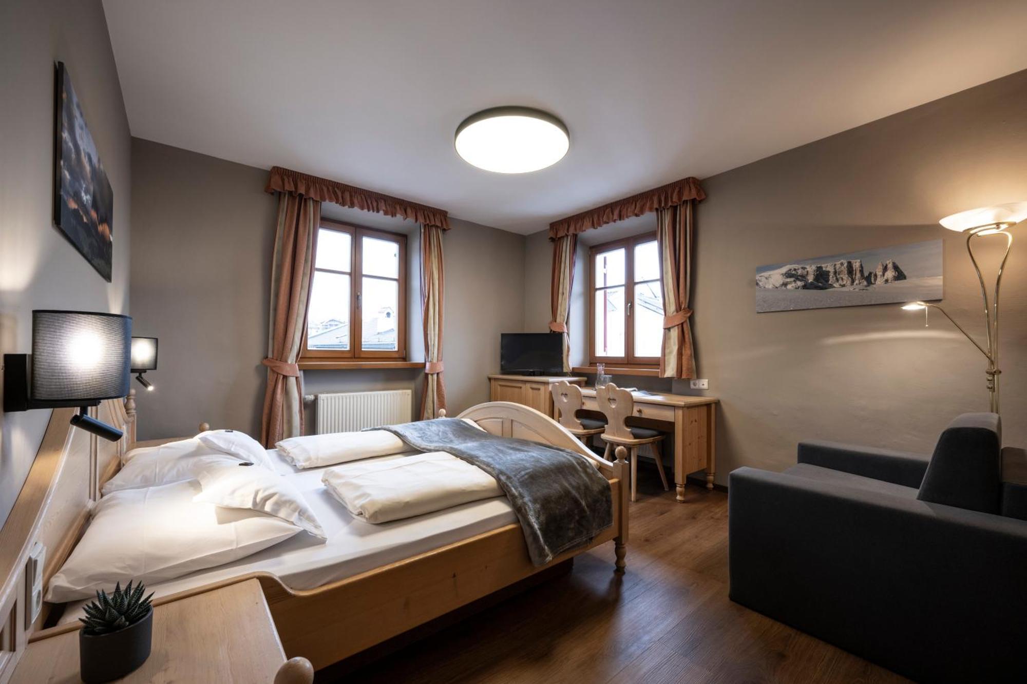 Hotel Zum Turm Castelrotto Kültér fotó